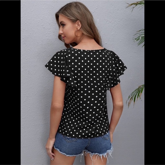 Black polka dot lightweight top - Picture 2 of 4